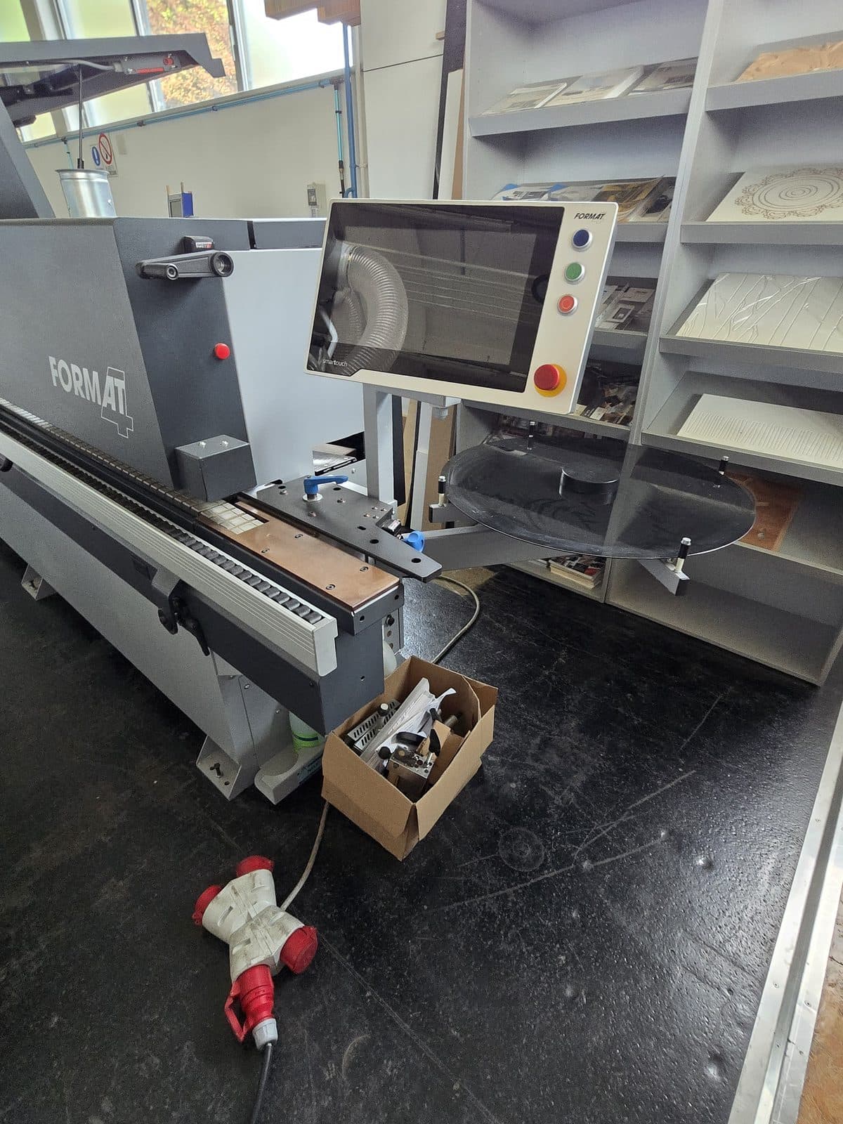 Zaslon na dotik s krmiljenjem X-Motion Plus